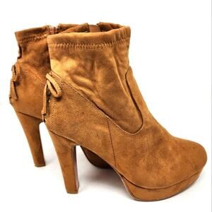 Forever New Mustard Brown SuedeBretty Platform Ankle Boots Zip Side Women Size 9